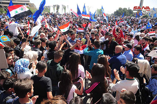 Gran concentración siria en Damasco Gran concentración siria en la emblemática plaza Omeya en Damasco